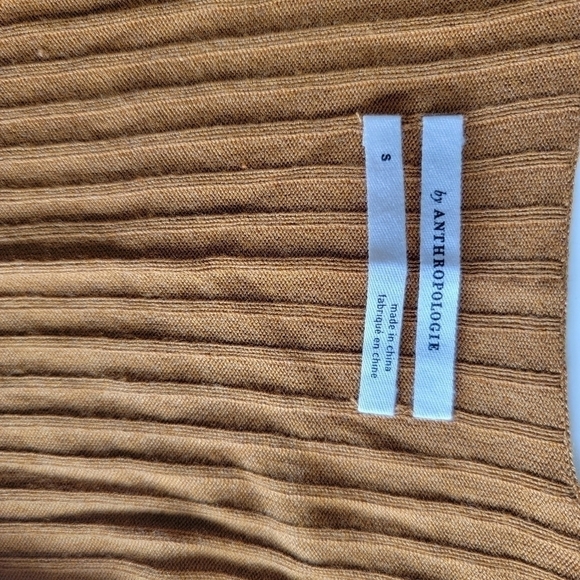 𝅺ANTHROPOLOGIE Basic Closet Staple Blouse - Picture 5 of 6